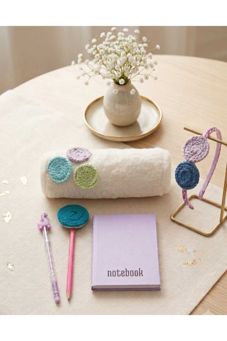 Çocuk Pastel Tonlar Şeker Figürlü Tasarım Estetik Okul Seti Çoklu Doğum Günü Karne Hediyesi Hediye Kutulu Renkli Hediye Seti Kırtasiye Seti