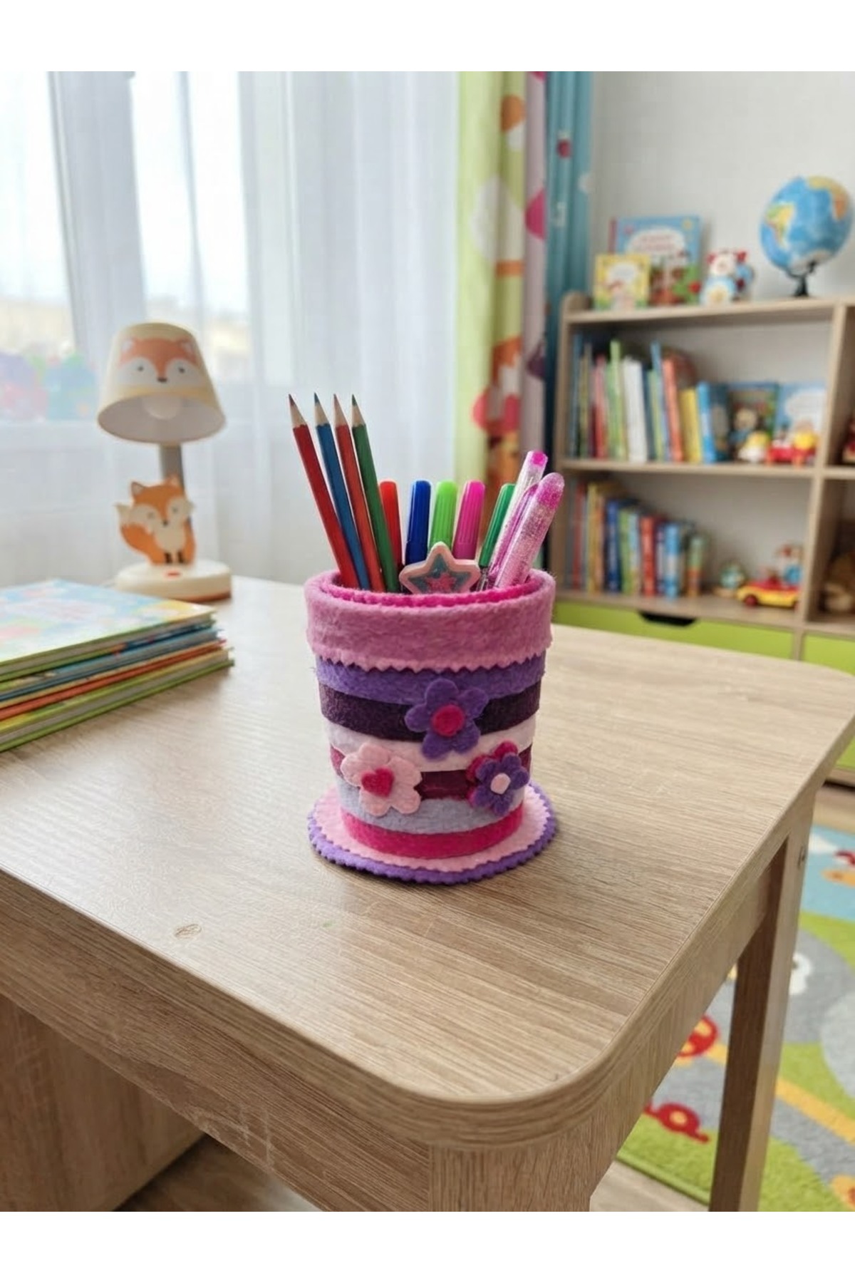 Pembe Pastel Tonlar Renk Çiçek Figürlü Dekoratif Sevimli Şık Keçe Dayanıklı Hediye Doğum Günü Kalemlik - Görsel 4