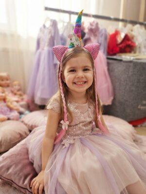 Kız Çocuk Unicorn Pembe Gökkuşağı Rengarenk Doğum Günü Kutlama Hediye Parti Prenses Tacı